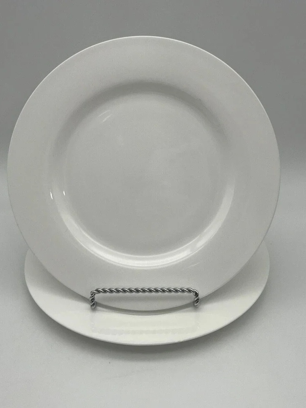 Classic White Ceramic Dinner Plate - Home Dining